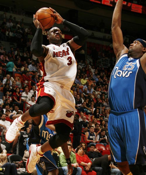 的背后都有 的背后都有